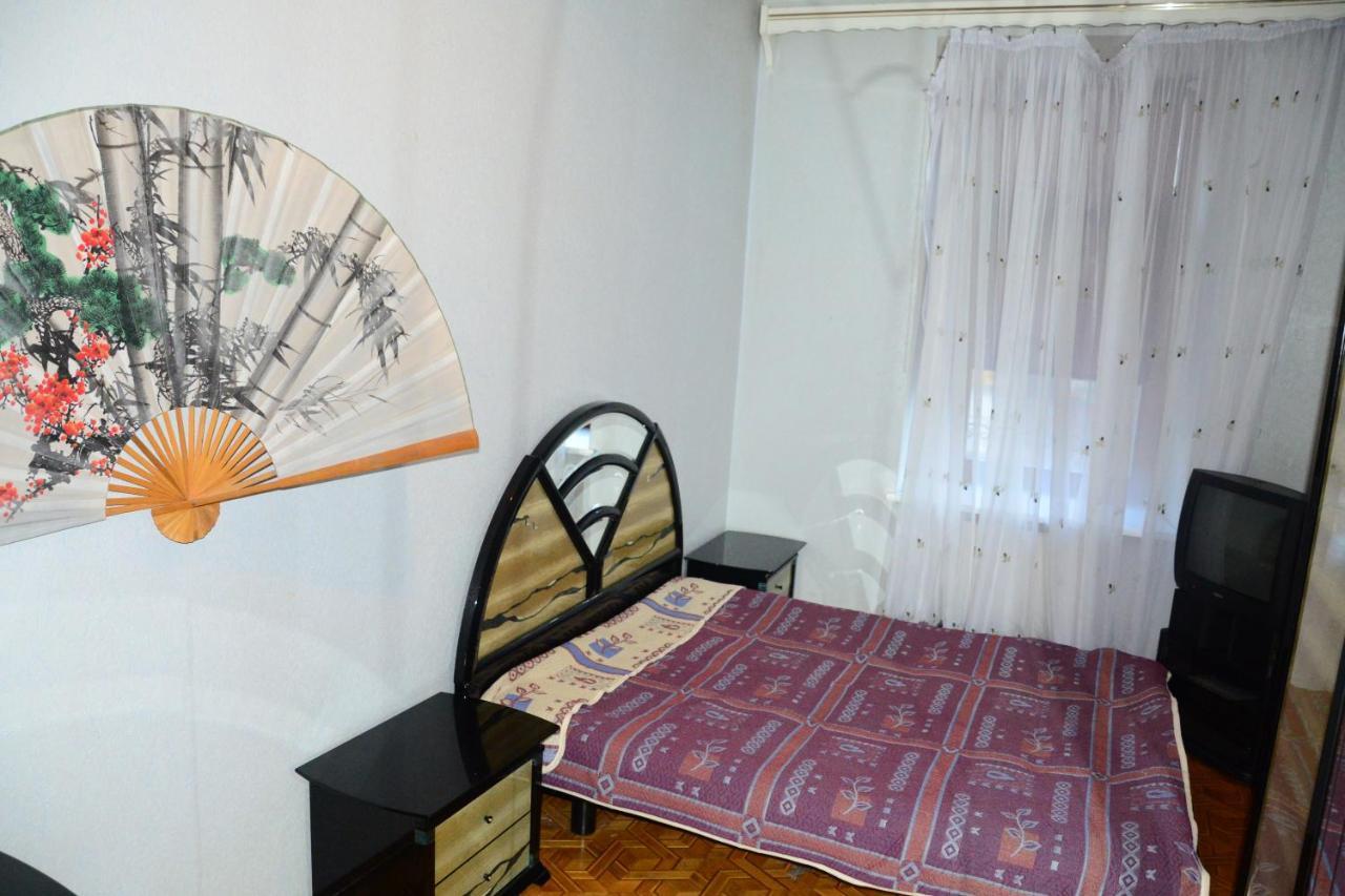 Flat in the city center Apartman Odessza Kültér fotó